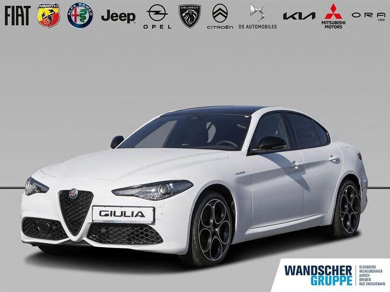 Weißschwarz Gebraucht 2022 Alfa Romeo Giulia Premium Limousine | 46.990 € - Bild 1/4