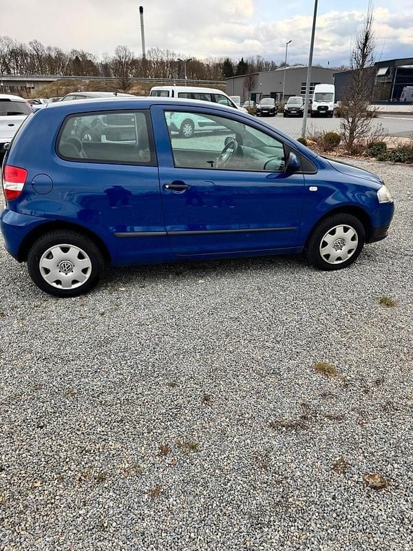 Gebraucht VW Fox 55 PS (40 kW) 2005 Blau Kleinwagen