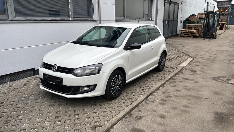 Gebraucht VW Polo 70 PS (51 kW) 2012 Weiß Kleinwagen