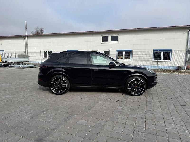 Gebraucht Porsche Cayenne Platinum Edition 340 PS (250 kW) 2022 Schwarz SUV