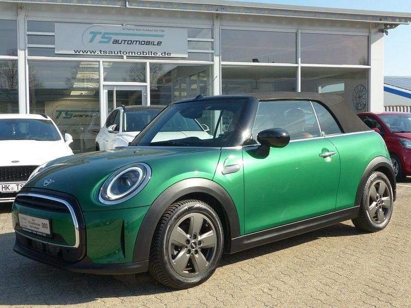 Gebraucht Mini Cooper Cabriolet Classic 136 PS (100 kW) 2022 Grün british racing green iv metallic (metallic) Cabrio