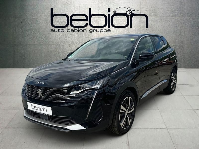 Lackierung schwarz perla nera/metallic klarlack Gebraucht 2022 Peugeot 3008 Allure SUV | 25.880 € (Fairer Preis) - Bild 1/4