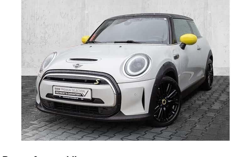 Weiß Gebraucht 2022 Mini Cooper SE Classic Kleinwagen | 17.490 € (Guter Preis) - Bild 1/4