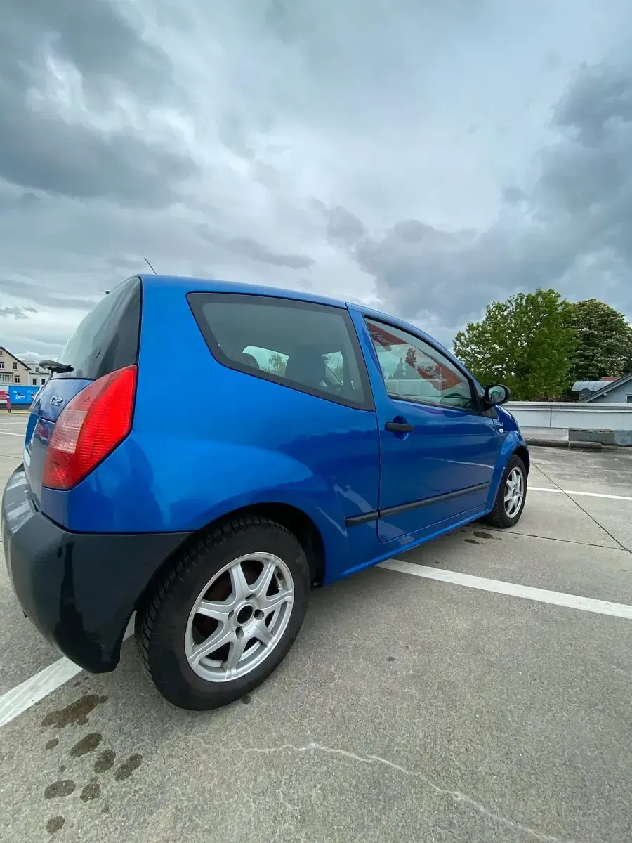 Gebraucht Citroën C2 60 PS (44 kW) 2005 Blau Kleinwagen
