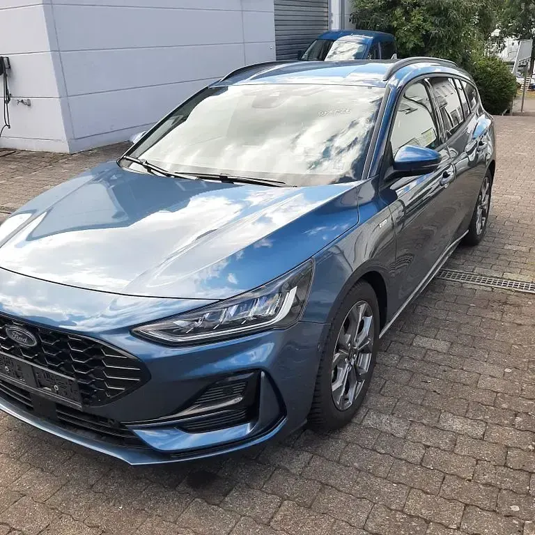 Gebraucht Ford Focus ST-Line 155 PS (114 kW) 2024 Blau Kombi