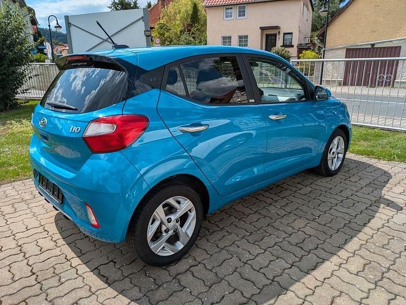 Usata Hyundai i10 Style 84 CV (61 kW) 2020 Blu Utilitaria