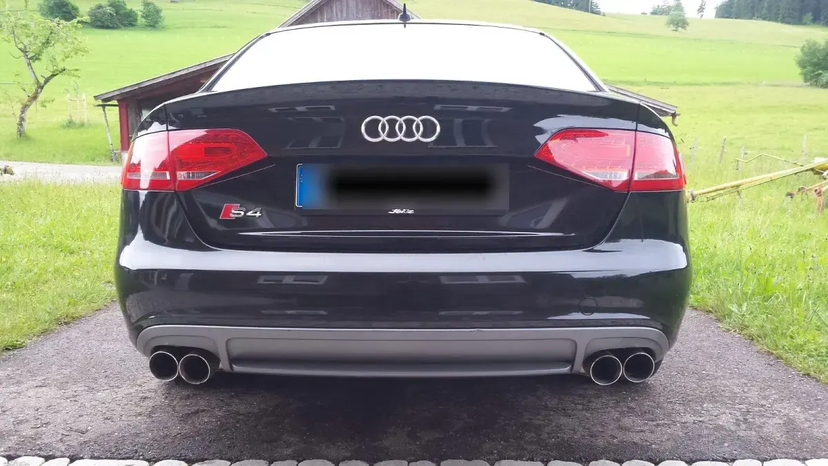 Second-hand Audi S4 333 CP (244 kW) 2010 Negru Berlinǎ