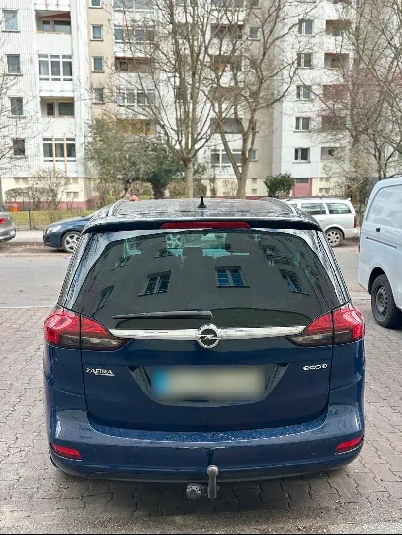 Usata Opel Zafira 140 CV (102 kW) 2012 Blu Monovolume