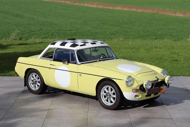 Gelb Gebraucht 1968 MG C Cabrio | 36.500 € - Bild 1/4