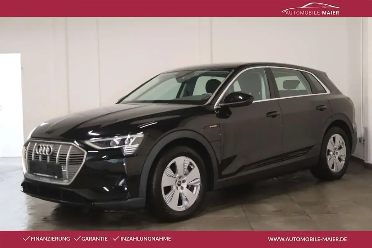 Gebraucht Audi e-tron 230 kW (313 PS) 2022 Brillantschwarz SUV