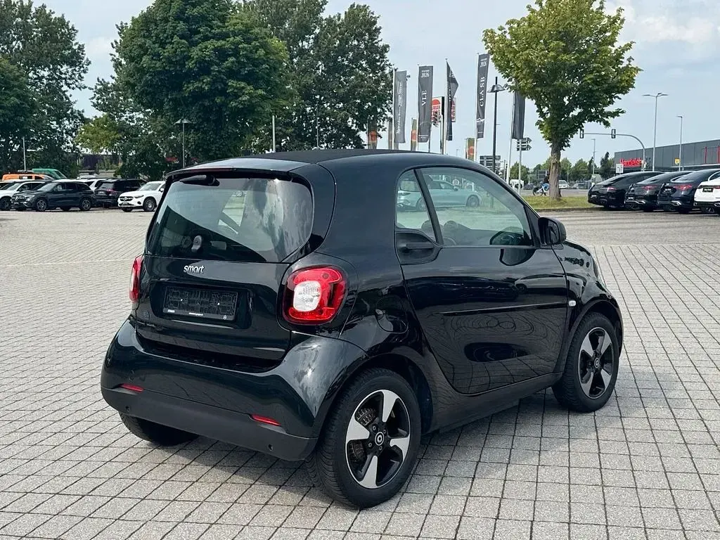Gebraucht Smart ForTwo Electric Drive 60 kW (82 PS) 2023 Bodypanels in black Coupé
