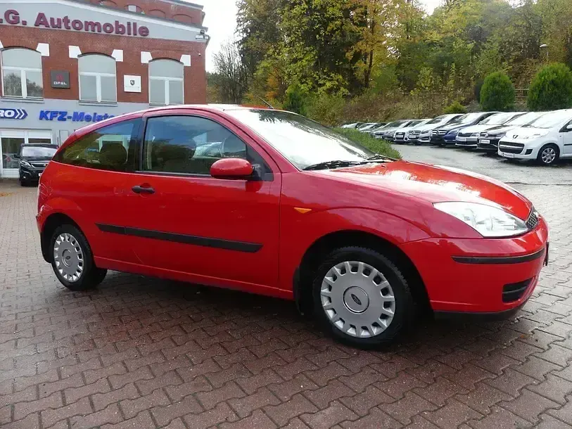 Brugt Ford Focus 75 HK (55 kW) 2004 Rød Hatchback