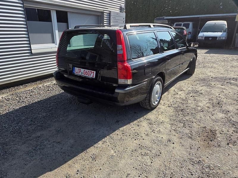 Gebraucht Volvo V70 140 PS (102 kW) 2004 Schwarz Kombi