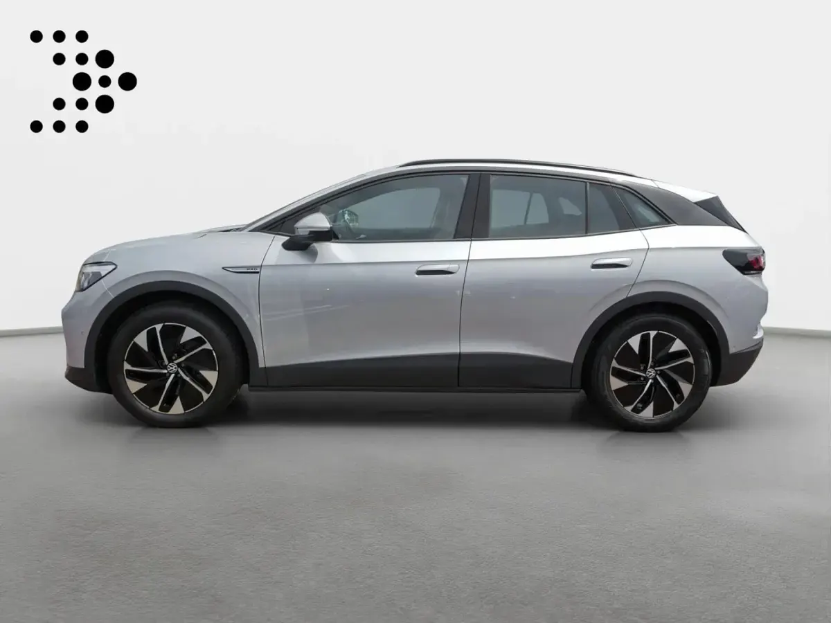 Gebraucht VW ID.4 Pro Performance 150 kW (204 PS) 2023 Scale silver metallic SUV