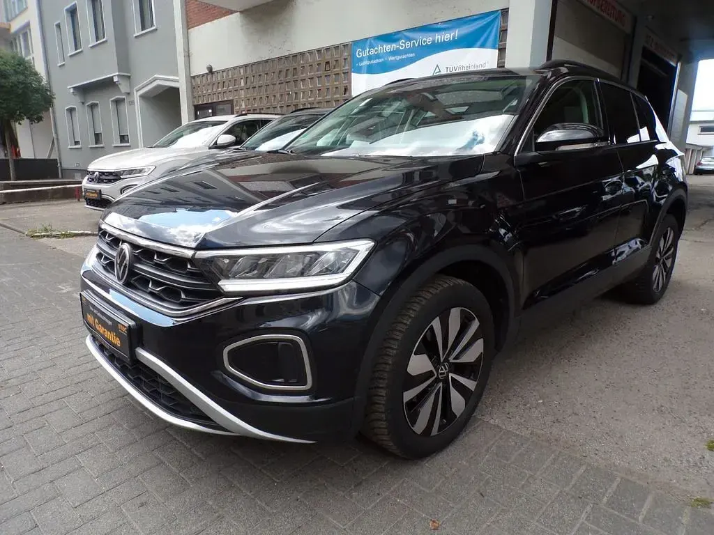 Gebraucht VW T-Roc Move 116 PS (85 kW) 2024 Schwarz SUV