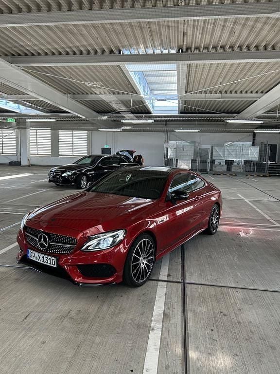 Rot Gebraucht 2017 Mercedes C43 AMG AMG Coupé | 30.900 € (Fairer Preis) - Bild 1/4