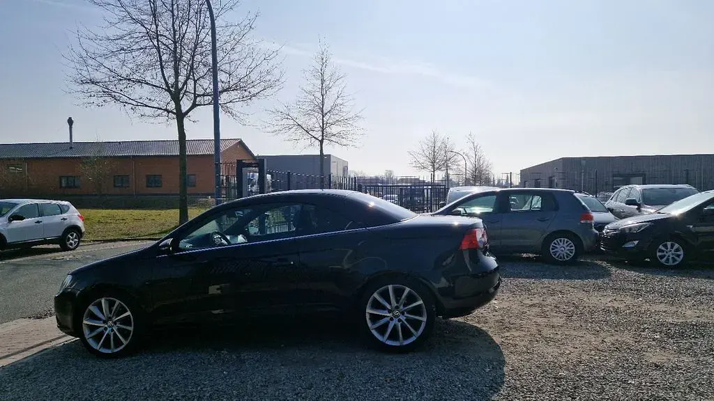 Gebraucht VW Eos 122 PS (89 kW) 2010 Schwarz Cabrio