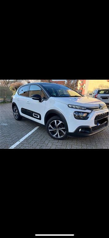 Weiß Gebraucht 2021 Citroën C3 PureTech Kleinwagen | 15.600 € (Etwas zu teuer) - Bild 1/4