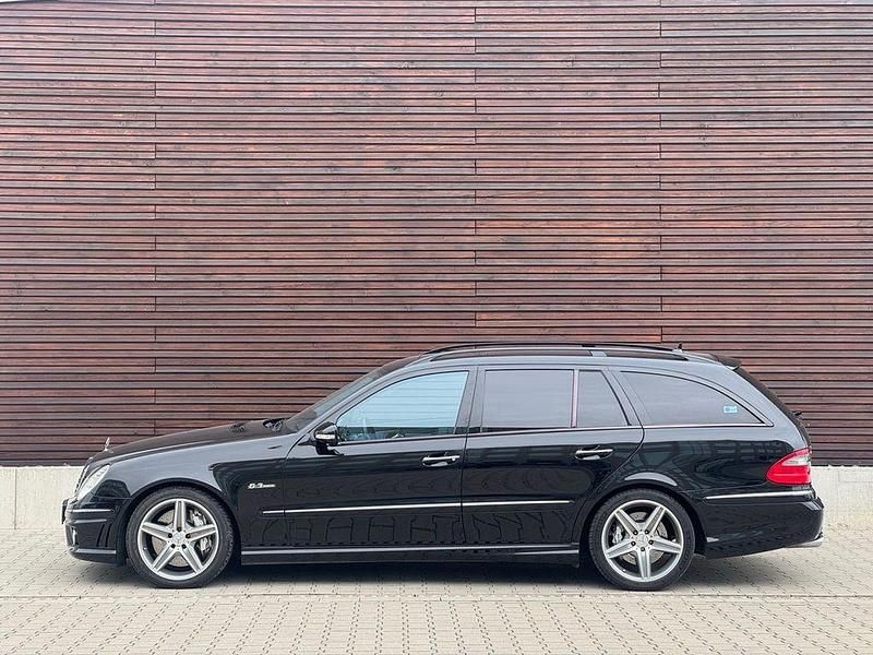 Schwarz Gebraucht 2007 Mercedes E63 AMG AMG Limousine | 29.900 € (Fairer Preis) - Bild 1/4