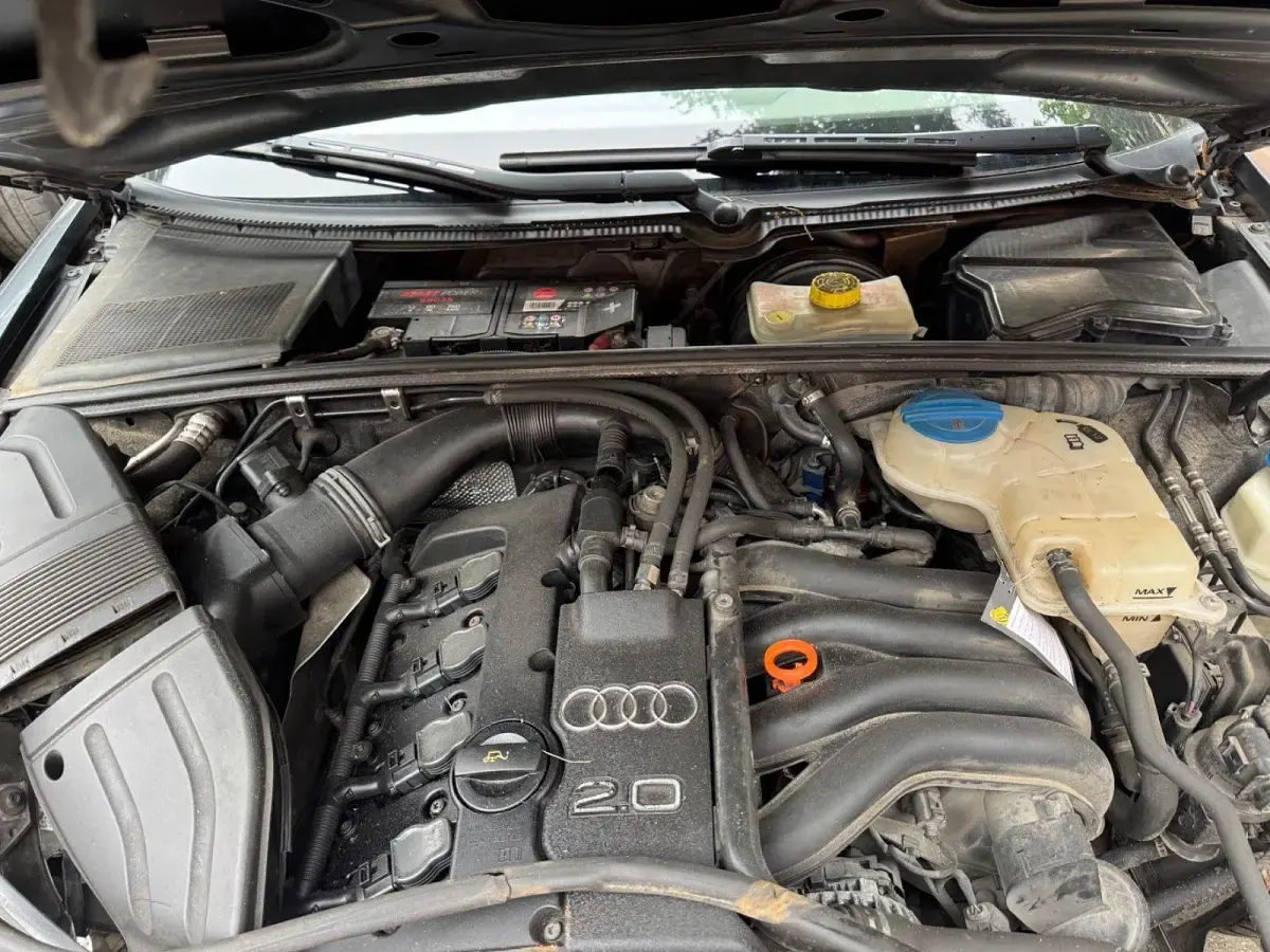 Gebraucht Audi A4 131 PS (96 kW) 2005 Grau Limousine