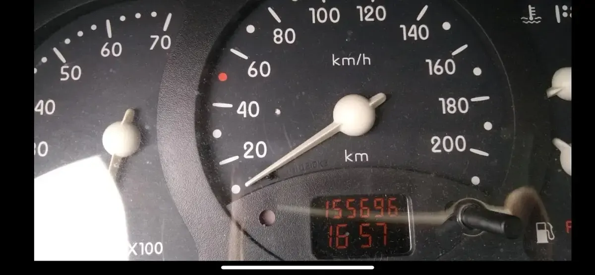 Gebraucht Renault Clio 58 PS (42 kW) 1999 Blau Kleinwagen