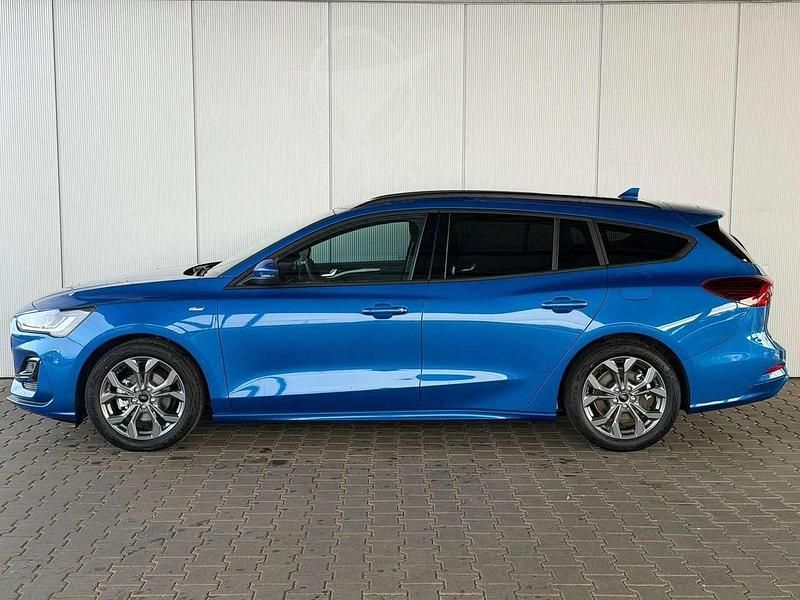 Neu Ford Focus ST-Line X 155 PS (114 kW) 2025 Blau Limousine