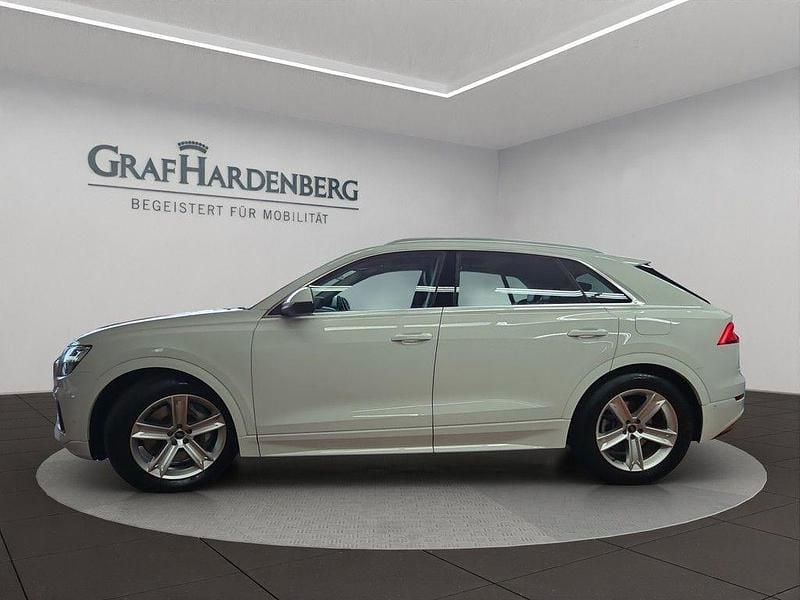 Gebraucht Audi Q8 Ambiente 381 PS (280 kW) 2022 Weiß SUV