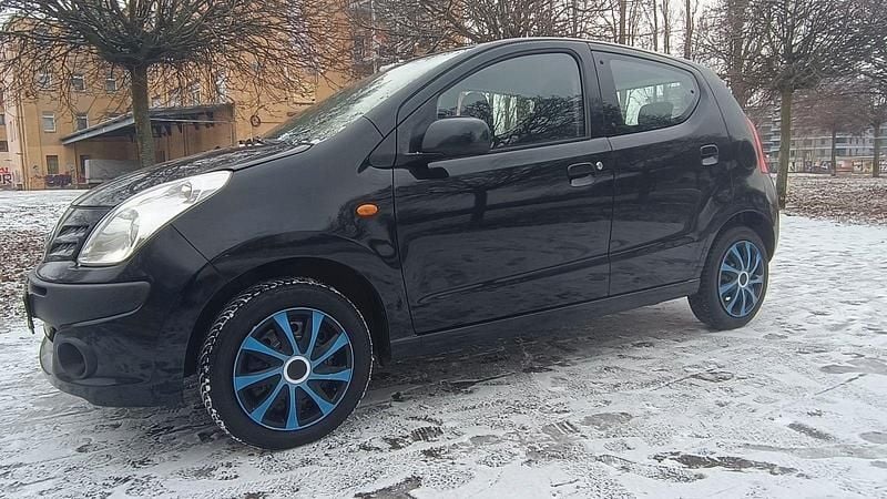 Gebraucht Nissan Pixo 68 PS (50 kW) 2010 Kleinwagen