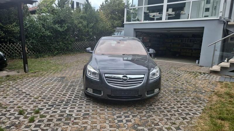 Grau Gebraucht 2008 Opel Insignia Sport Limousine | 4.200 € (Superpreis) - Bild 1/4