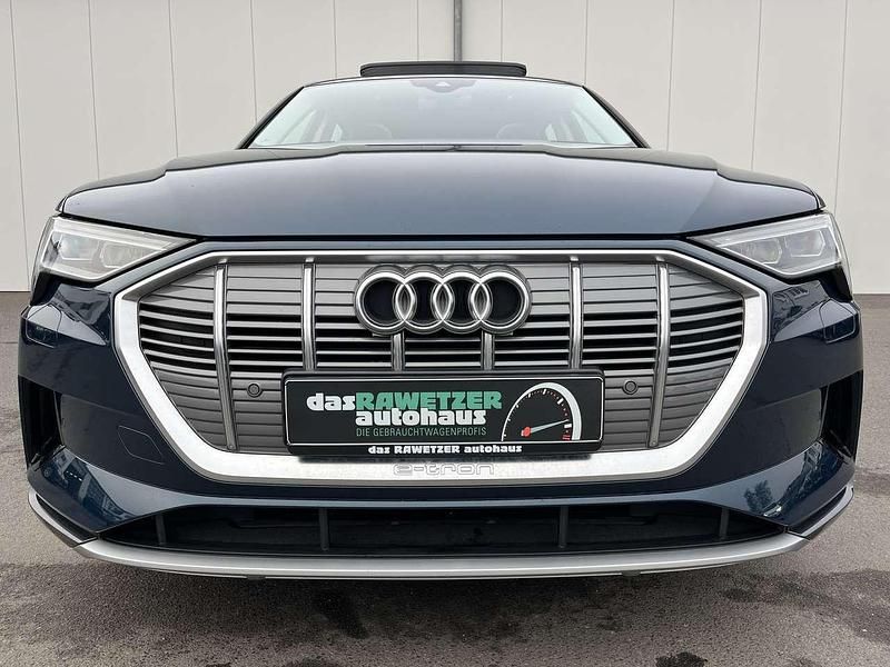 Gebraucht Audi e-tron Advanced Plus 230 kW (313 PS) 2022 Blau SUV