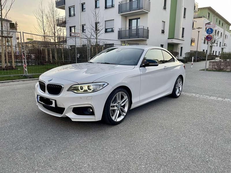 Gebraucht BMW 230 M Sport 252 PS (185 kW) 2017 Weiß Coupé
