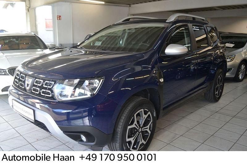 Blau marine Gebraucht 2019 Dacia Duster Prestige SUV | 11.500 € (Fairer Preis) - Bild 1/4