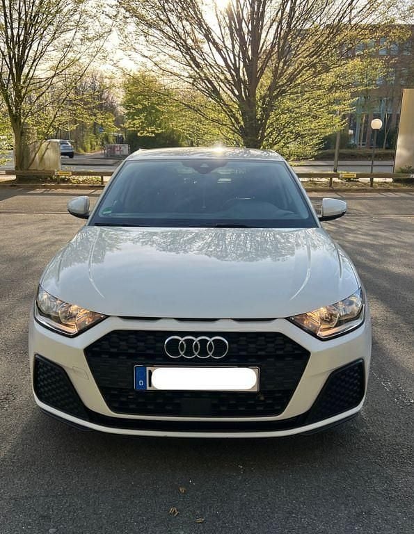Gebraucht Audi A1 116 PS (85 kW) 2021 Weiß SUV