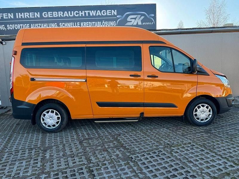 Gebraucht Ford Transit Tourneo 105 PS (77 kW) 2016 Orange Van / Kleinbus