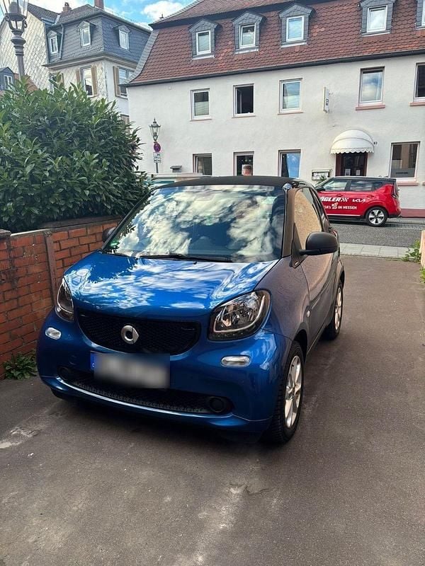 Blau Gebraucht 2019 Smart ForTwo Coupé Coupé | 8.400 € (Guter Preis) - Bild 1/3