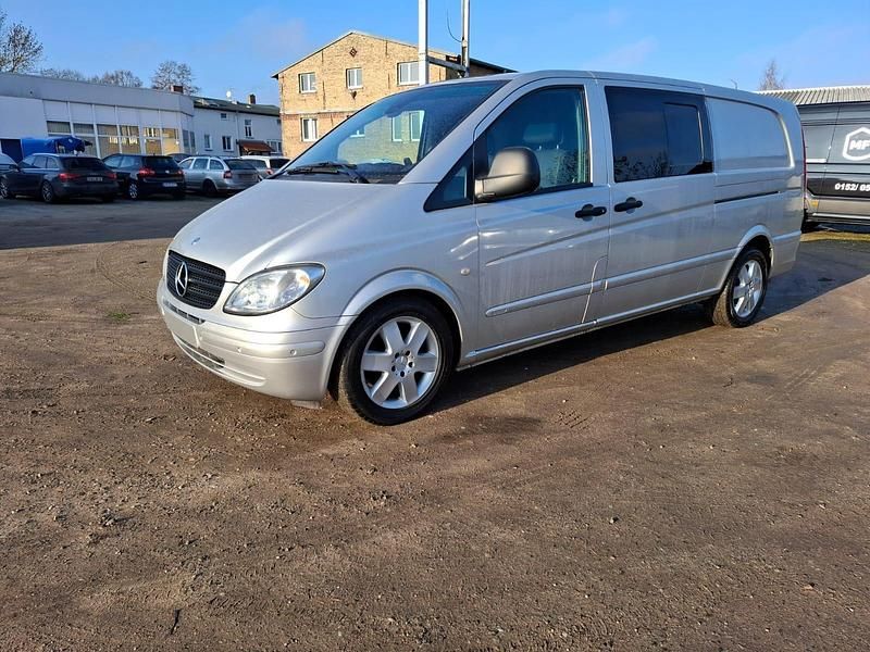 Gebraucht Mercedes Vito 204 PS (150 kW) 2007 Silber Van