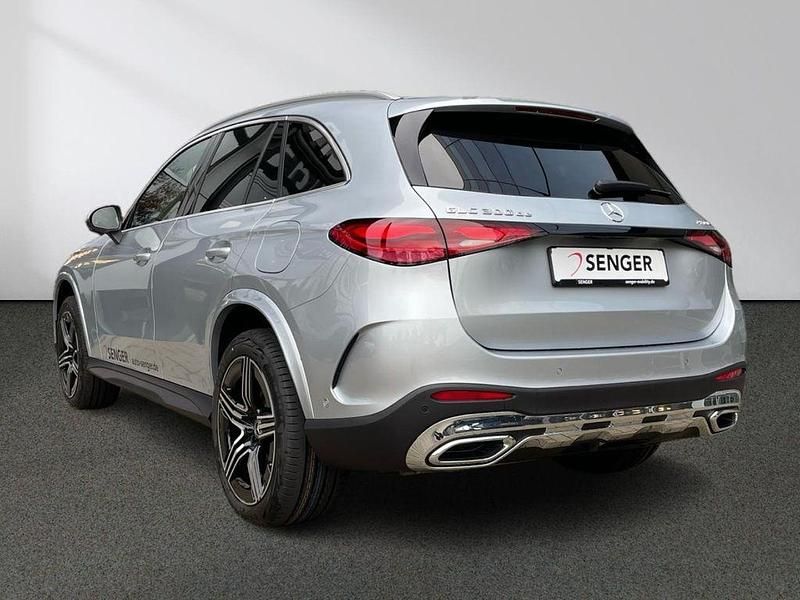 Gebraucht Mercedes GLC300e AMG 197 PS (144 kW) 2025 Lack hightechsilber SUV