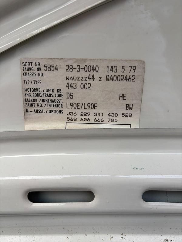 Second-hand Audi 100 90 CP (66 kW) 1985 Berlinǎ