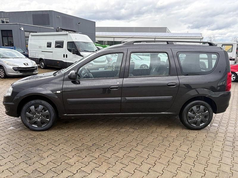 Gebraucht Dacia Logan MCV 62 PS (45 kW) 2011 Schwarz Kombi