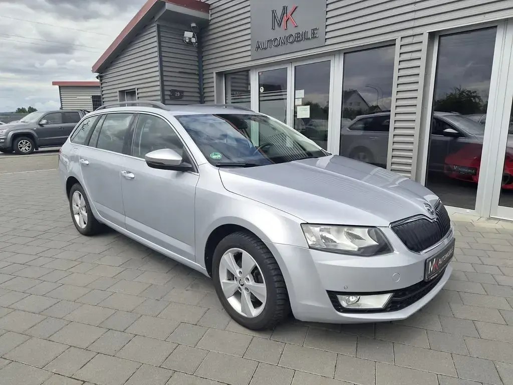 Gebraucht Skoda Octavia Elegance 140 PS (102 kW) 2013 Silber Kombi