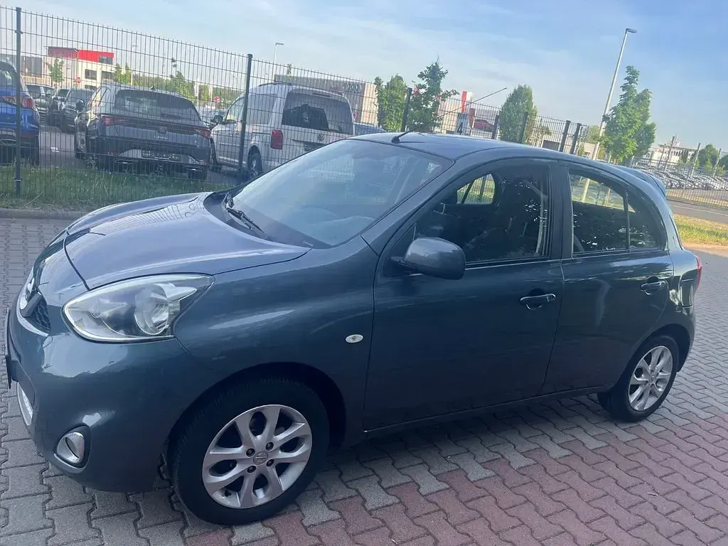 Gebraucht Nissan Micra Acenta 80 PS (58 kW) 2016 Grün Kleinwagen