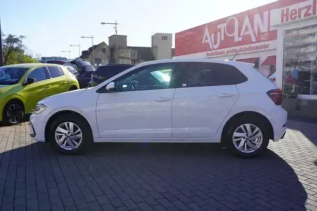 Gebraucht VW Polo Style 95 PS (69 kW) 2024 Weiß Kleinwagen
