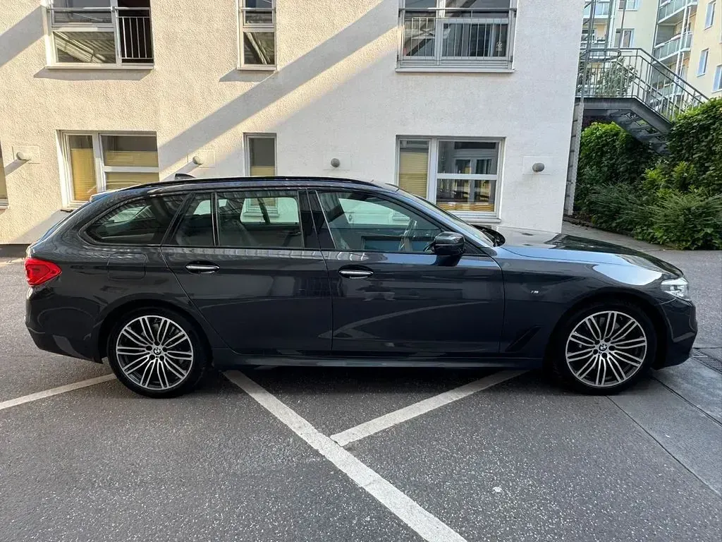 Gebraucht BMW 540 Performance 340 PS (250 kW) 2018 Grau Kombi