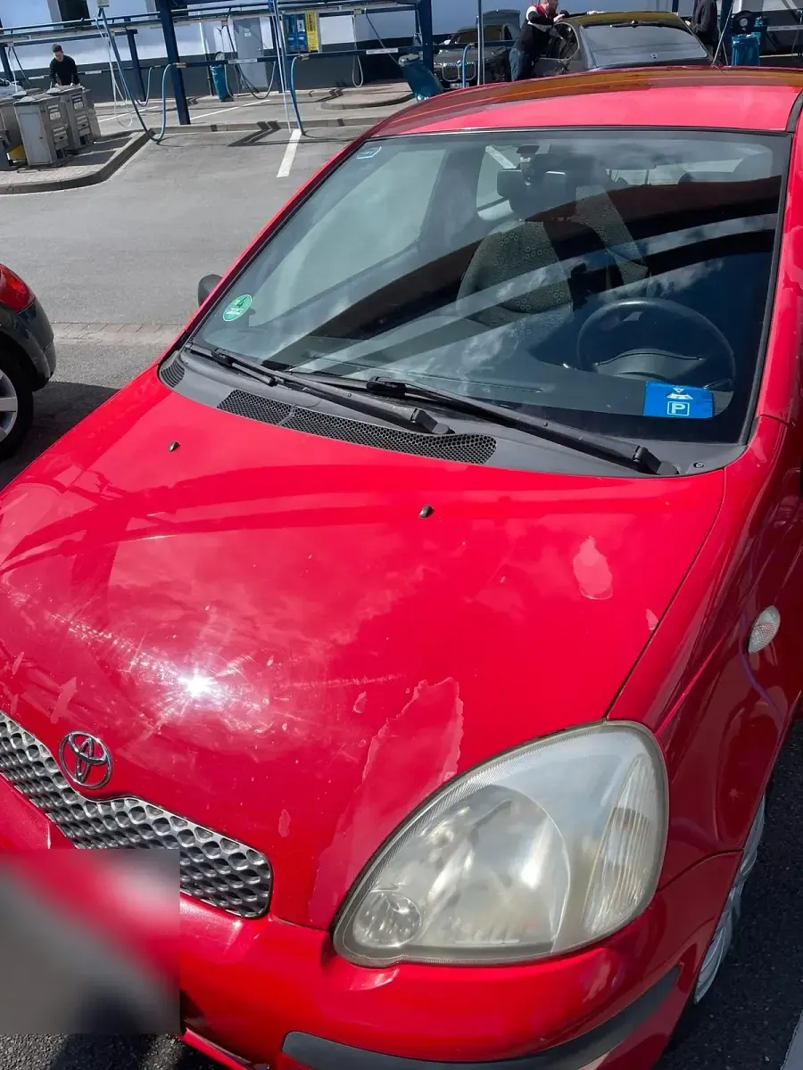 Gebraucht Toyota Yaris 65 PS (47 kW) 2004 Rot Kleinwagen