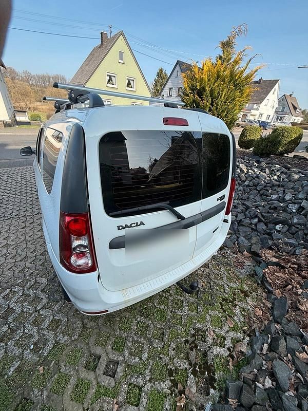 Gebraucht Dacia Logan 87 PS (63 kW) 2009 Weiß Van