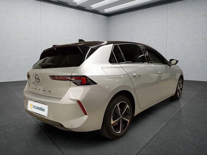 Używany Opel Astra 131 KM (96 kW) 2025 Szary Sedan/Limuzyna
