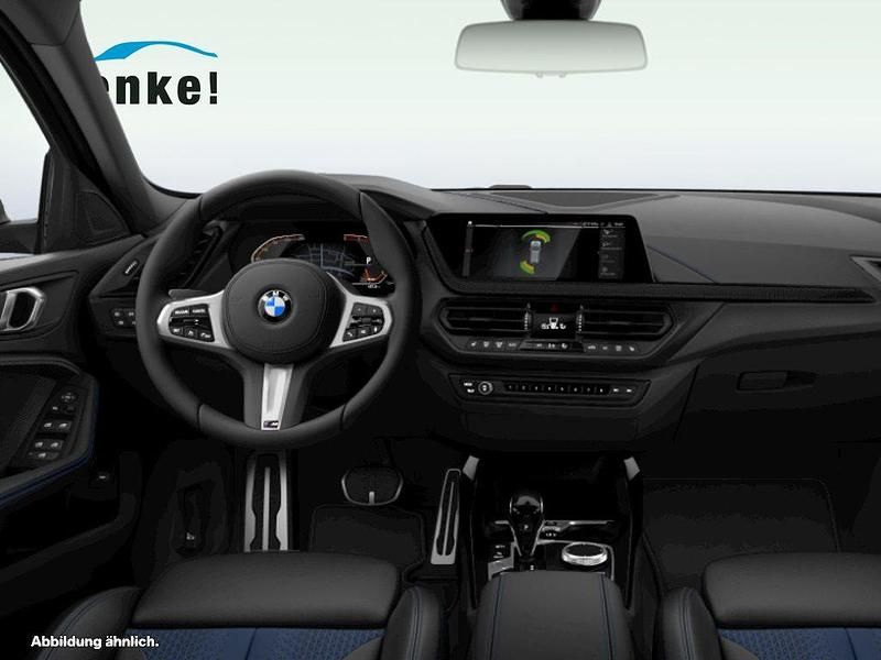 Gebraucht BMW 120 M Sport 190 PS (139 kW) 2023 Silber Kleinwagen