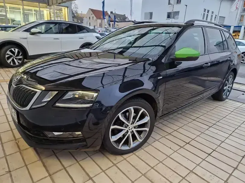 Gebraucht Skoda Octavia Team Edition 150 PS (110 kW) 2018 Schwarz Kombi