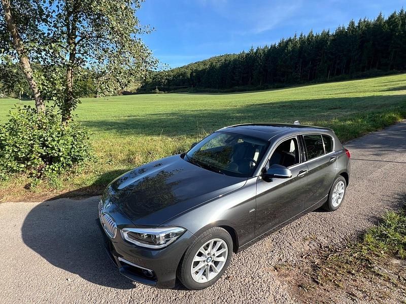 Usata BMW 120 184 CV (135 kW) 2018 Grigio Utilitaria
