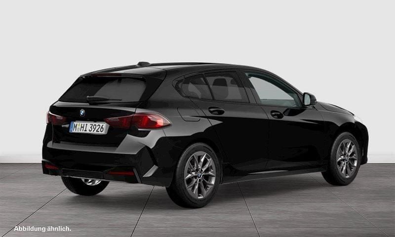 Neu BMW 120 156 PS (114 kW) 2026 Schwarz Kleinwagen